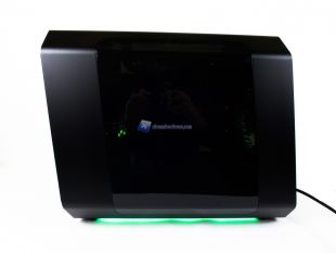 Antec-Cube-Razer-Edition-37